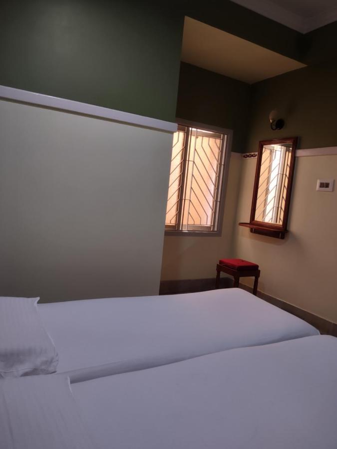 Krishna Lodge Tiruchirappalli Ngoại thất bức ảnh