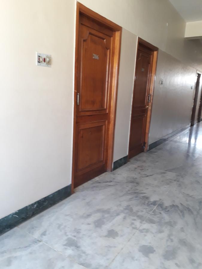 Krishna Lodge Tiruchirappalli Ngoại thất bức ảnh