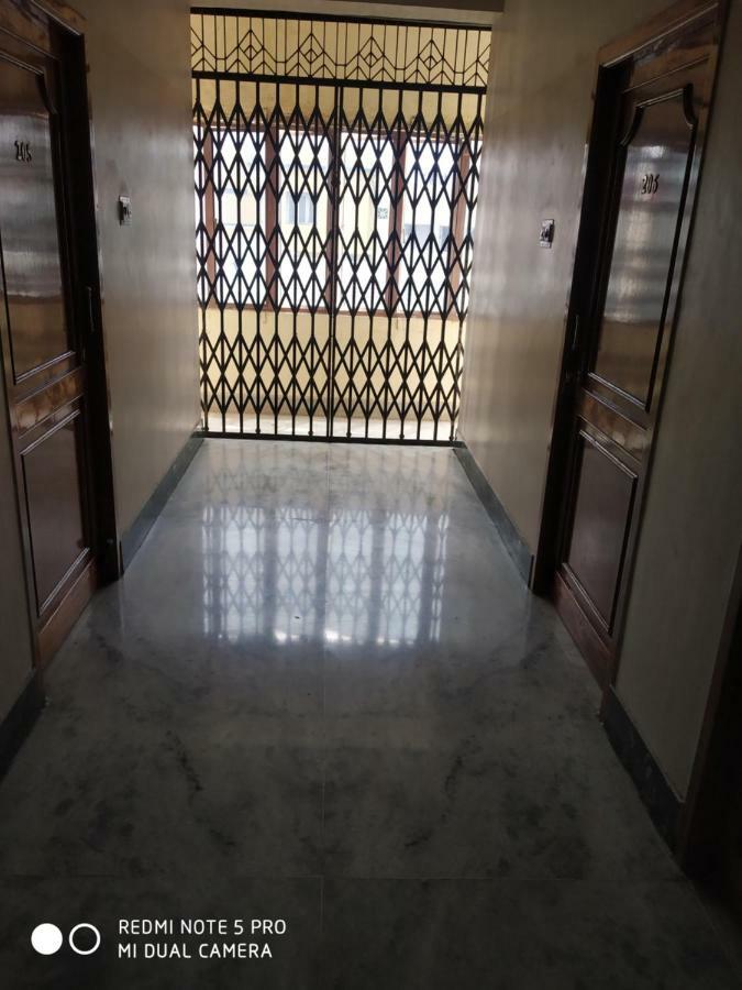 Krishna Lodge Tiruchirappalli Ngoại thất bức ảnh