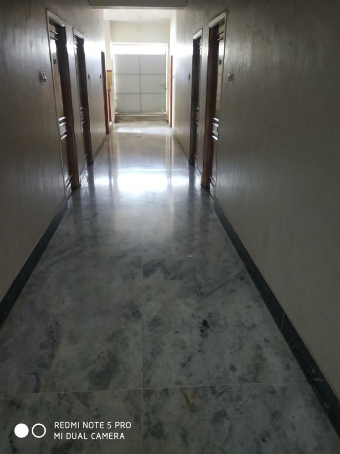 Krishna Lodge Tiruchirappalli Ngoại thất bức ảnh